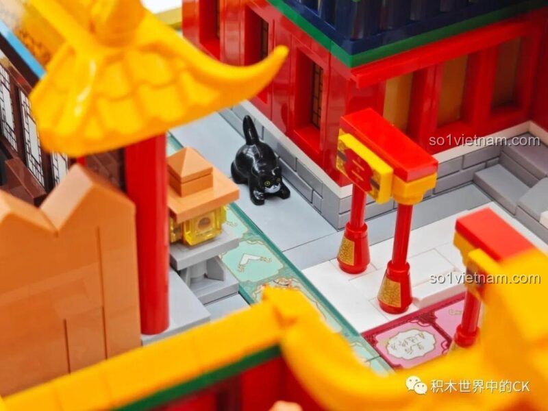 Căn phòng với bàn trà và các vật dụng trang trí trong Board game Hậu Cung Wekki 518001, mô tả sinh hoạt cung đình.