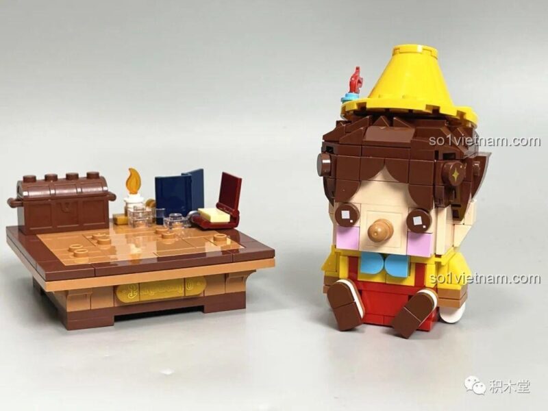 Mô hình Wekki G2307 MINI Pinocchio và bàn làm việc