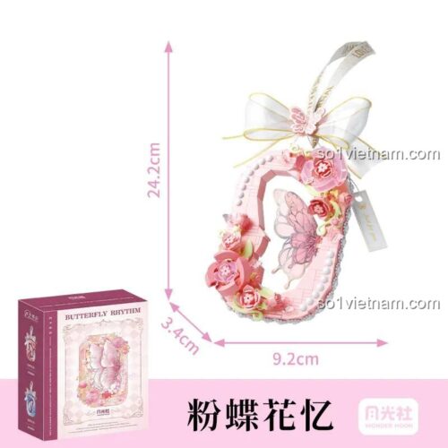 Hình ảnh thể hiện kích thước của đồ chơi mô hình Wonder Moon 802083 và hộp sản phẩm, cao 24.2cm, rộng 9.2cm.