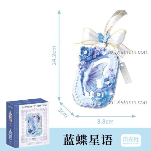 Ảnh mặt trước của bộ lắp ghép nghệ thuật Vật trang trí treo tường Bướm Xanh Wonder Moon 802084, món quà tinh tế cho con gái 14 tuổi.