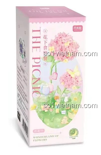 Hộp sản phẩm đồ chơi mô hình Yueguangshe 804215 Buổi Dã Ngoại Dưới Tán Hoa, 423 chi tiết mini block, giá rẻ.